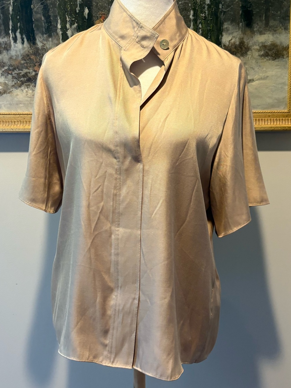 Vince champagne colored silk blouse size small EUC